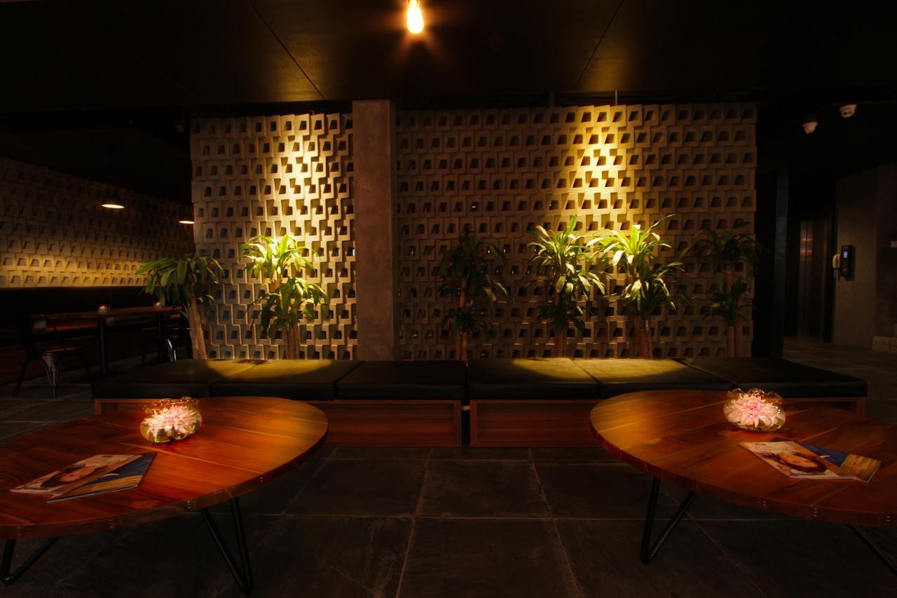 Yazhou Foryou Hotel Phnom Penh Exterior photo