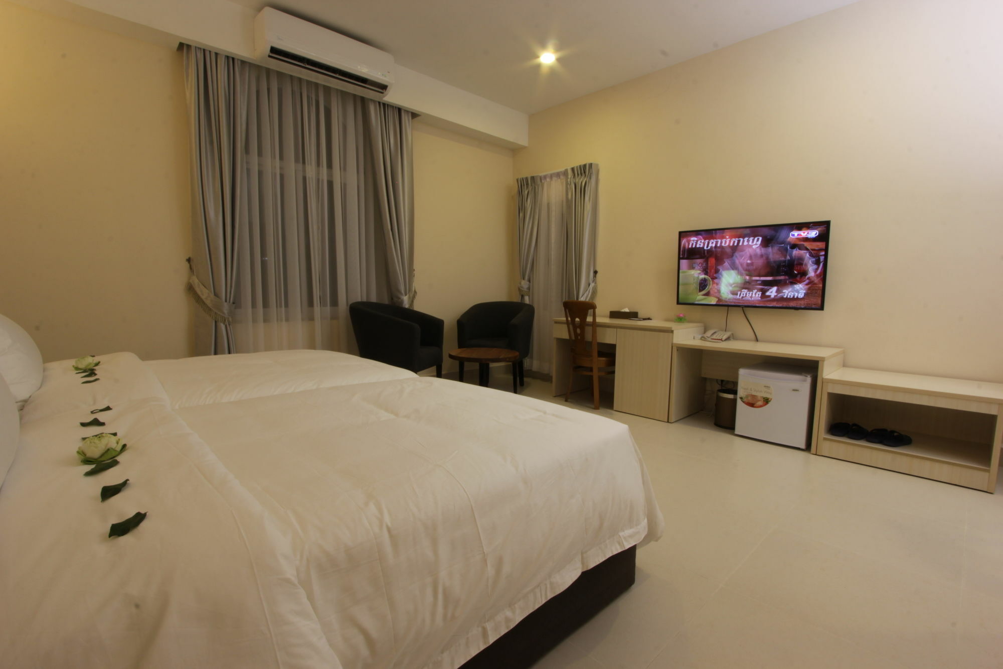 Yazhou Foryou Hotel Phnom Penh Exterior photo